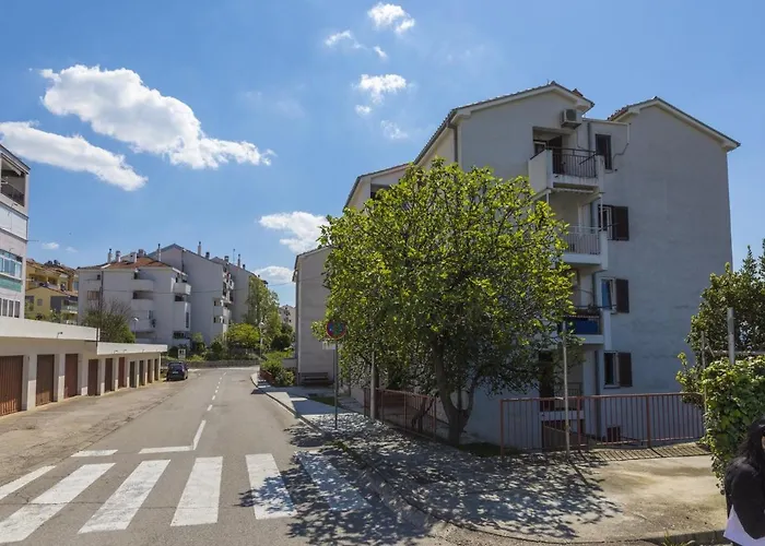 Apartment Vedry